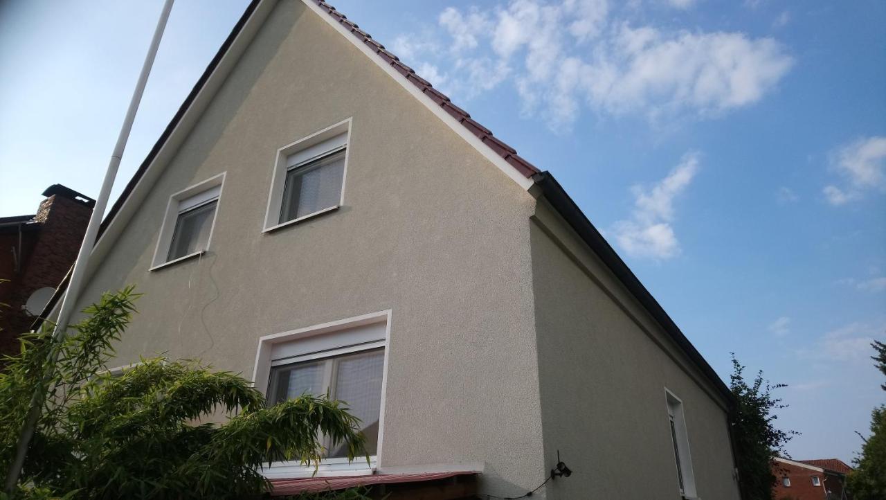 Private Zimmer Bei Der Weser-Ems-Halle Oldenburg Buitenkant foto