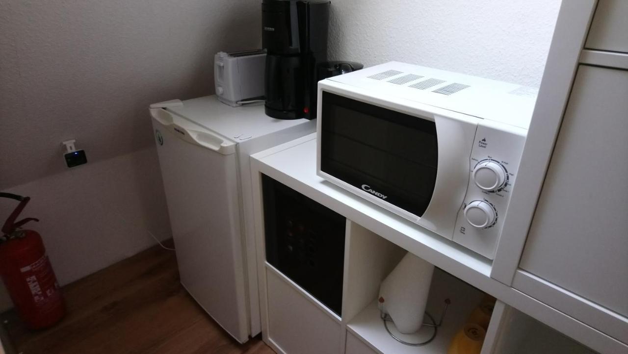 Private Zimmer Bei Der Weser-Ems-Halle Oldenburg Buitenkant foto